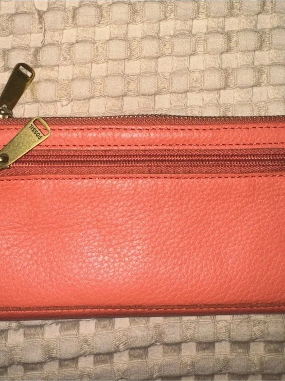 Fossil Coral Pink Pebbled Leather Zip Wallet